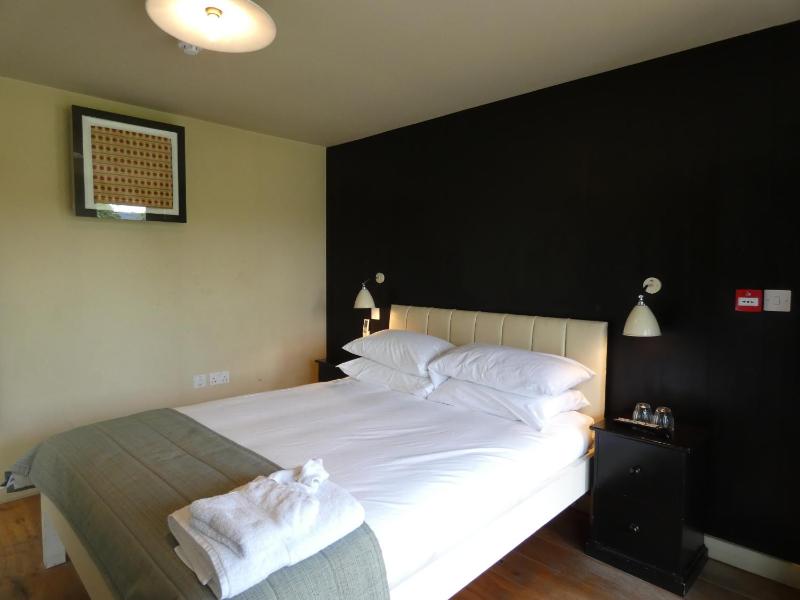 Standard Double Room with Garden image 2