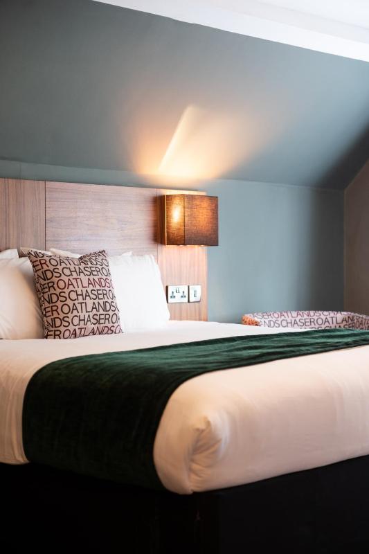 Double Room image 3