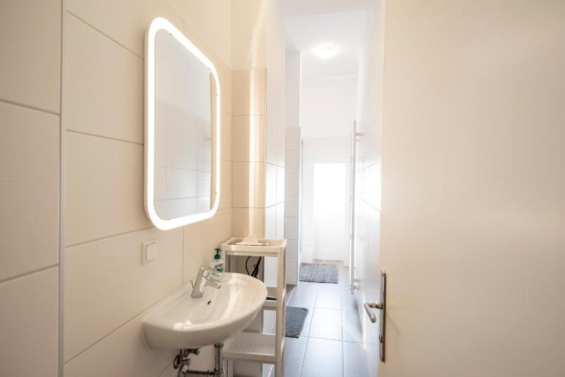 City-Apartments Graz - FRIENDLY RECEPTION & FREE BIKES - image 7