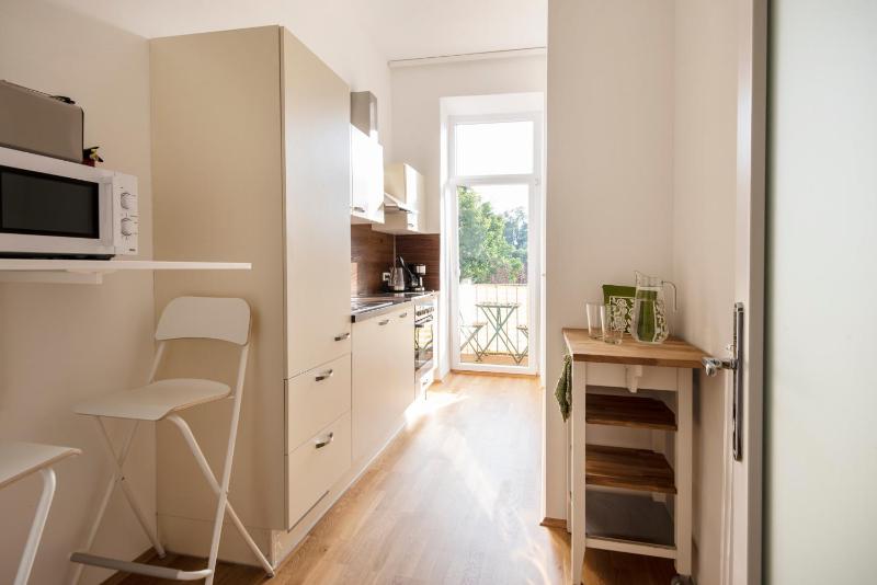 City-Apartments Graz - FRIENDLY RECEPTION & FREE BIKES - image 6