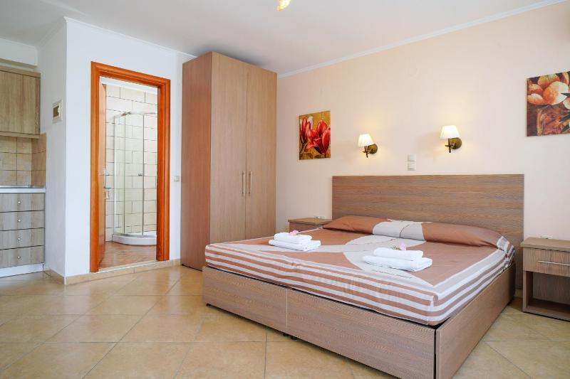 Superior Double Room image 4