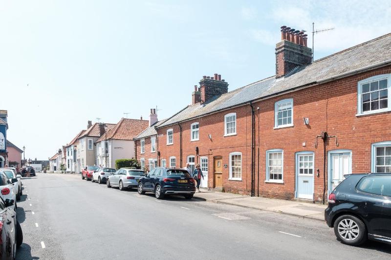 201 High Street - image 15