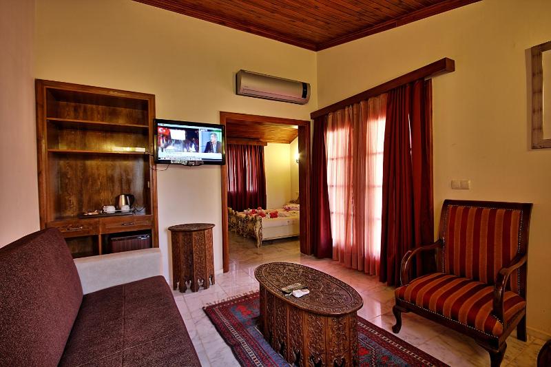 Garden Suite image 4