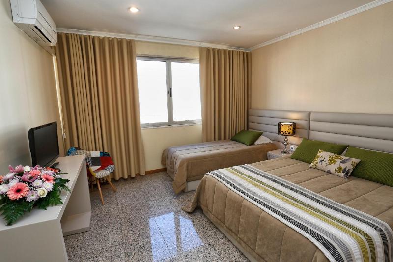 Oporto City Centre Apartments - image 8