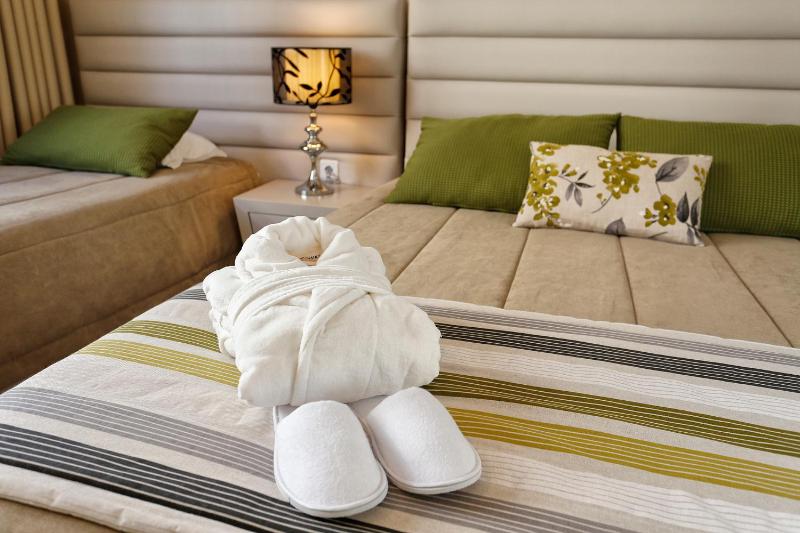 Oporto City Centre Apartments - image 6