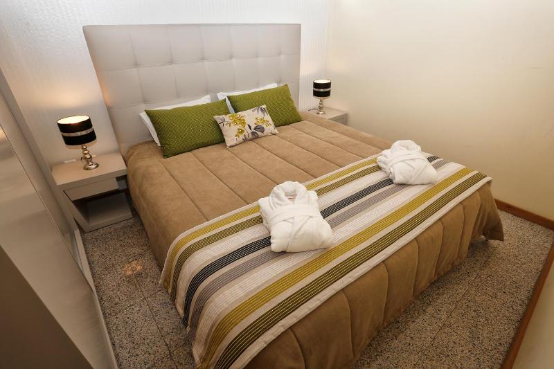 Oporto City Centre Apartments - image 15
