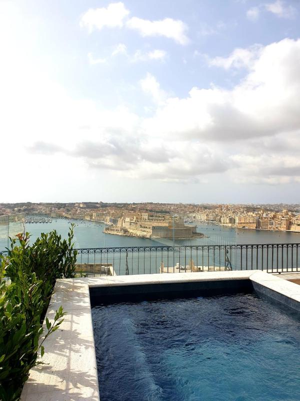 The Gomerino Hotel - image 12