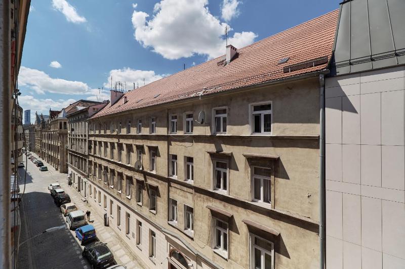 City Center Studio Wrocław by Noclegi Renters - image 16