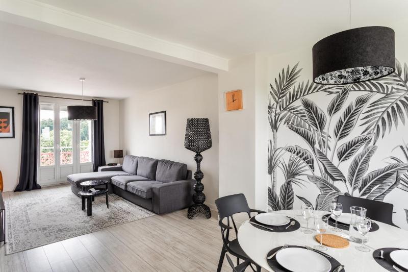 Two-Bedroom Apartment image 3