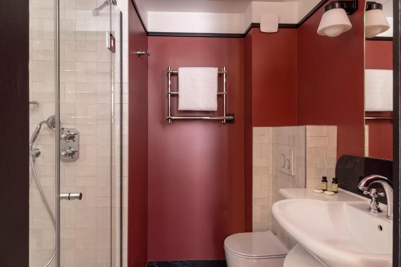 Interconnecting Rooms image 1