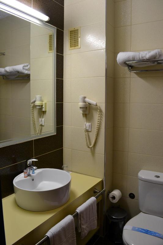 Astron Hotel - image 22