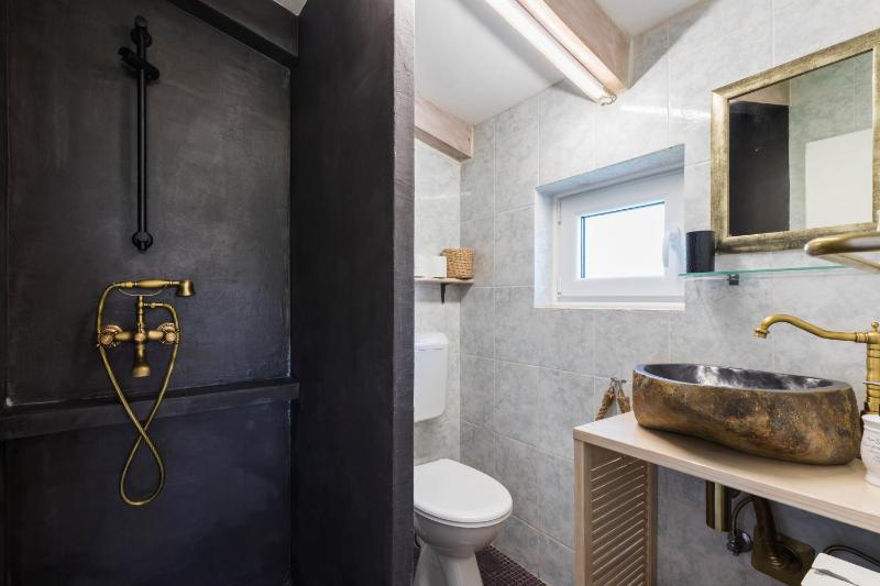 Alaburic rooms & apartment - image 23