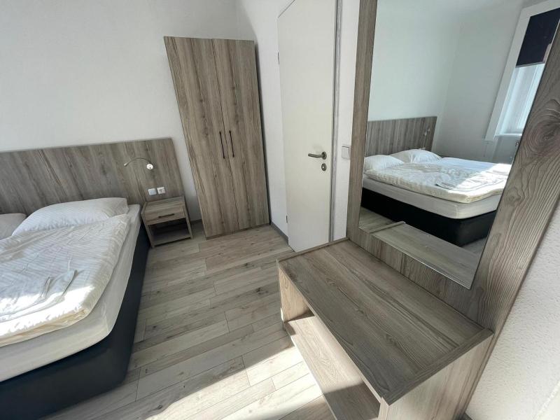 Quadruple Room with Private Bathroom image 2