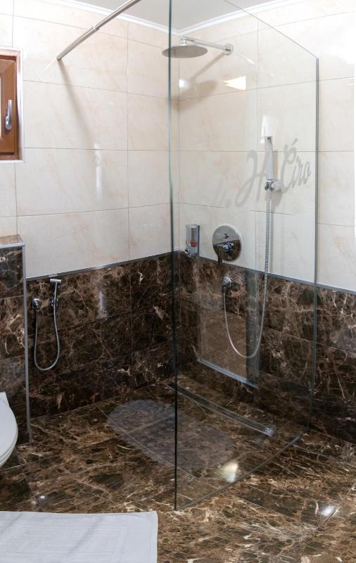 ĆIRO GUEST HOUSE-free parking - image 11