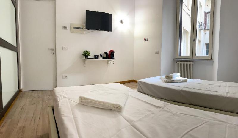 Superior Double Room image 3