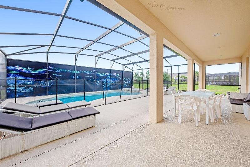 Holiday Home image 2