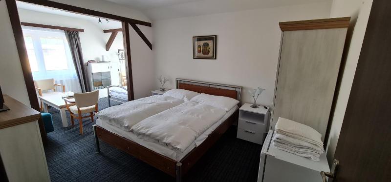Triple Room image 1