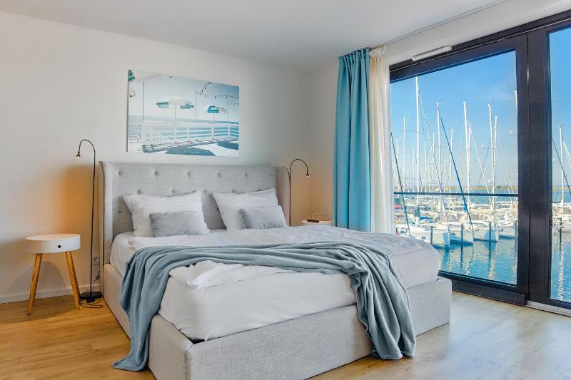 Captain's Home Heiligenhafen - image 6