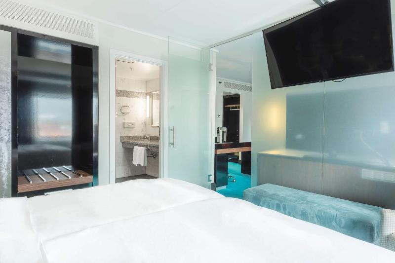 Junior Suite image 4
