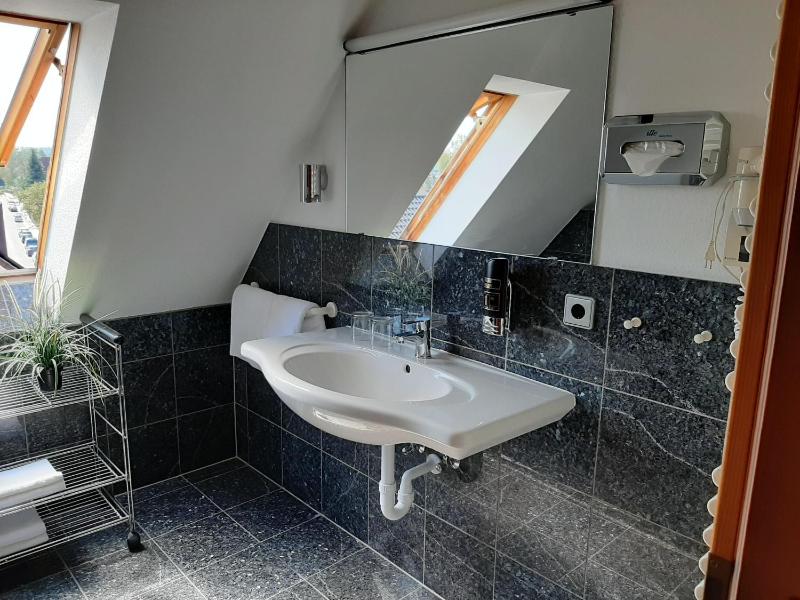 Studio Apartment image 2