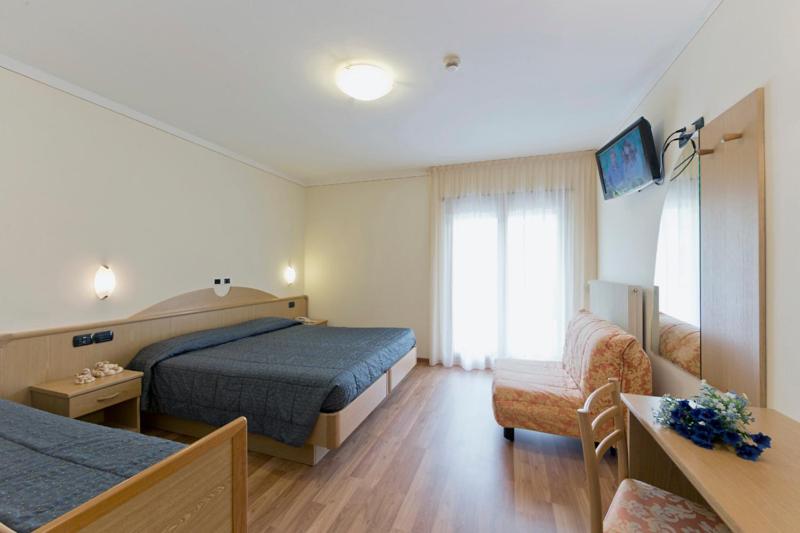 Double or Twin Room image 1