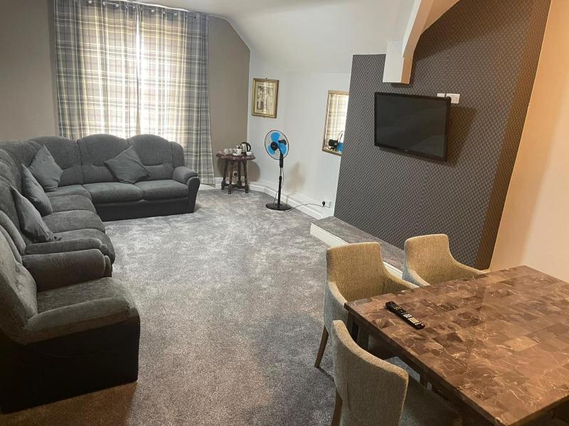 Apartment with Sea View image 4