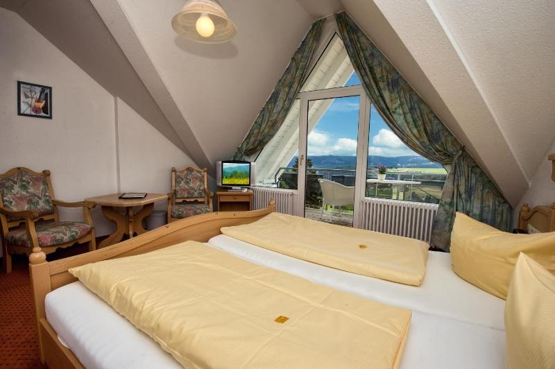 Superior Double Room image 4