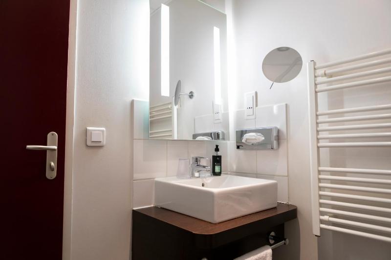 Comfort Studio - Non-Smoking image 3