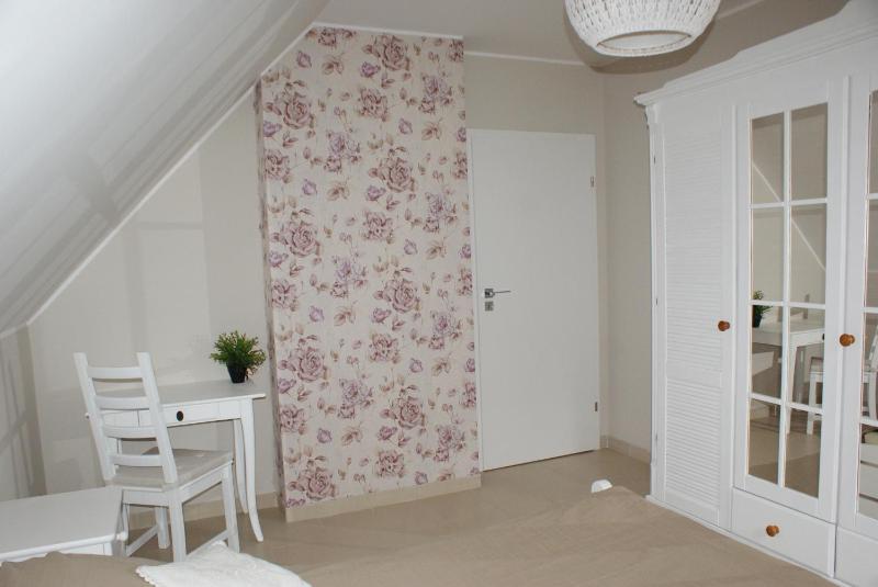 Apartament pod Śnieżką z sauną i kominkiem - image 23