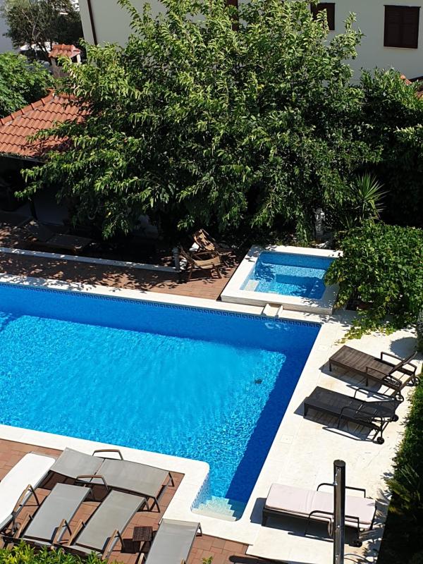 Two-Bedroom Apartment with Balcony, Garden View and Pool View 2 image 2