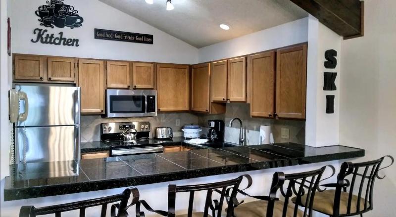Four-Bedroom Apartment image 2