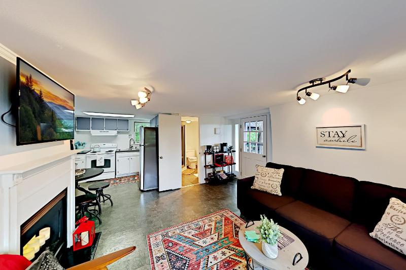 One-Bedroom House image 3