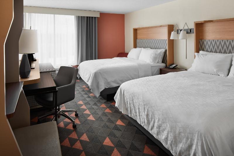 Standard Room with Two Queen Beds image 3