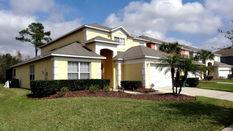 Five-Bedroom House image 1