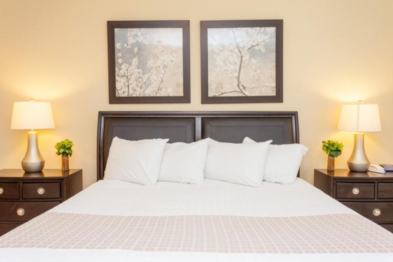 Two-Bedroom Apartment image 3