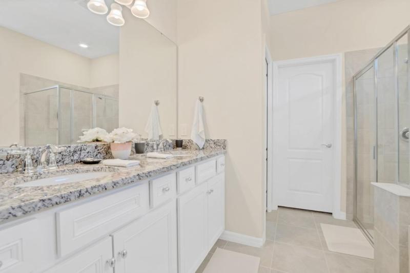 Best Resort Near Disney Private Pool & Spa Home! villa - image 17