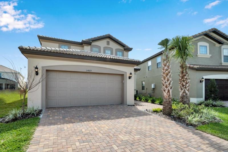 Best Resort Near Disney Private Pool & Spa Home! villa - image 2
