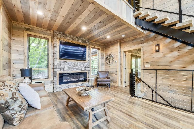 Stone Mountain Lodge cabin - image 10