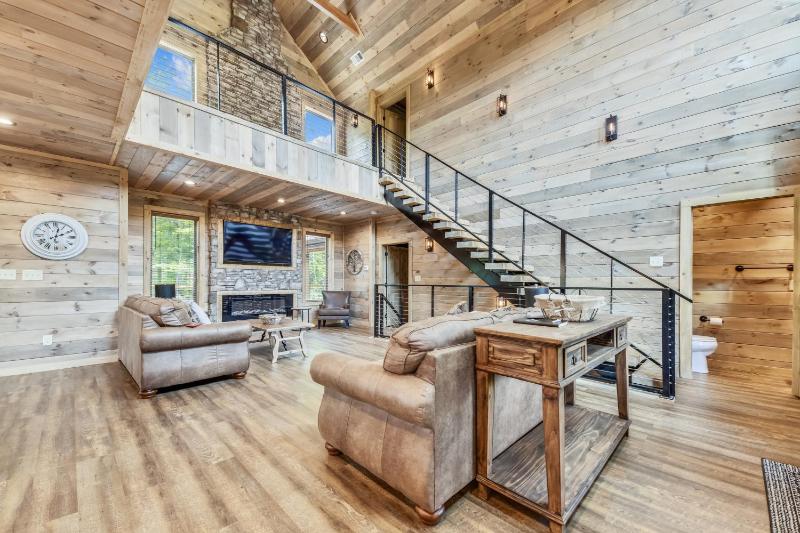 Stone Mountain Lodge cabin - image 49