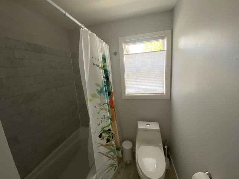 One-Bedroom House image 4