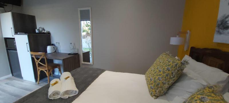 Coral Tree Boutique Guesthouse - image 10