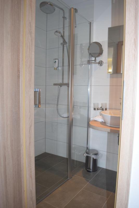 Standard Double Room image 4