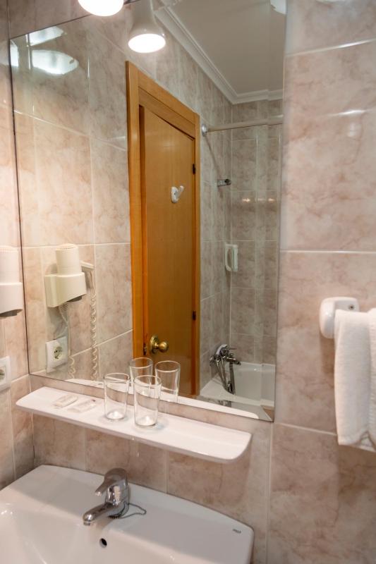 Budget Double Room image 1