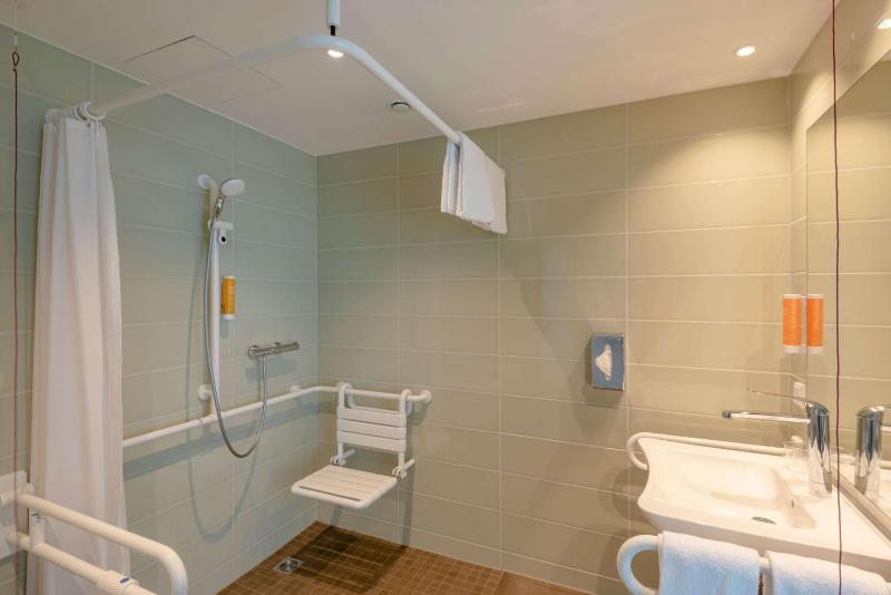 Double Room - Mobility Access image 2