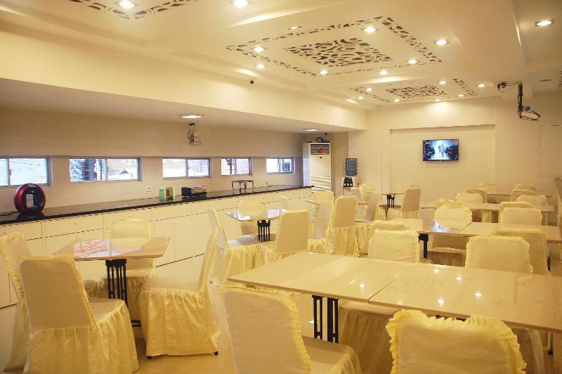 Gandhi Inn - image 11