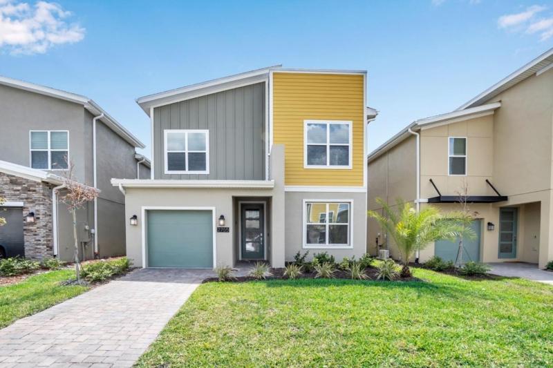 Five-Bedroom House image 1