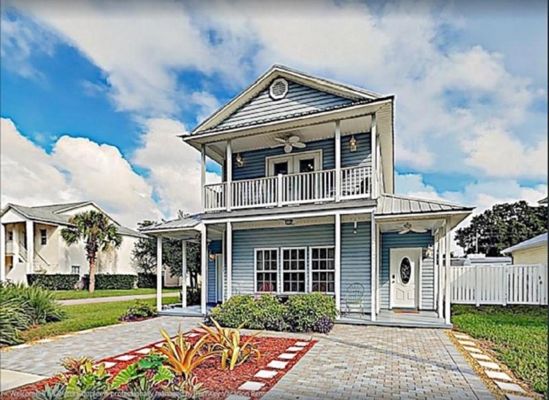One-Bedroom House image 3