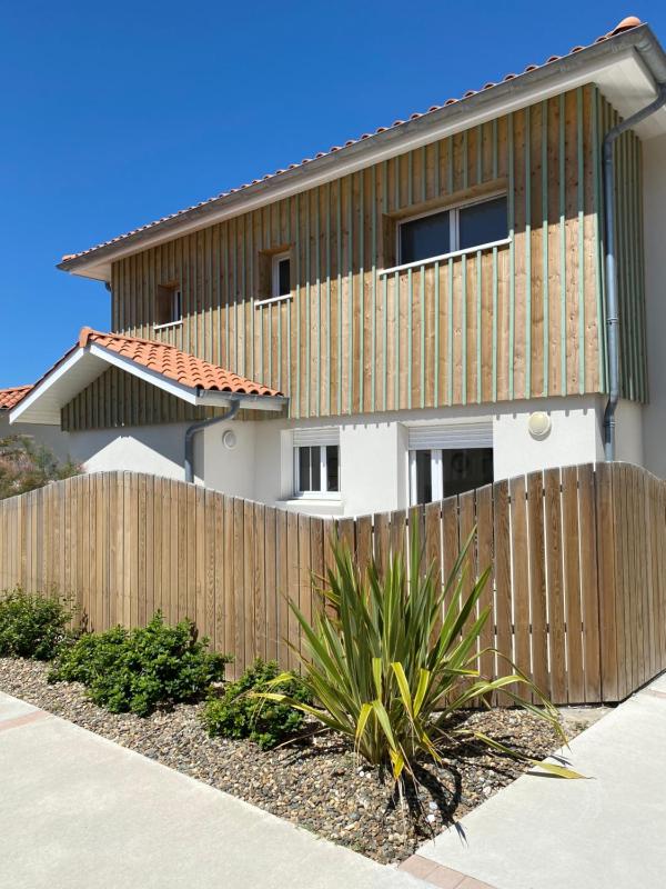 Two-Bedroom Townhouse image 2