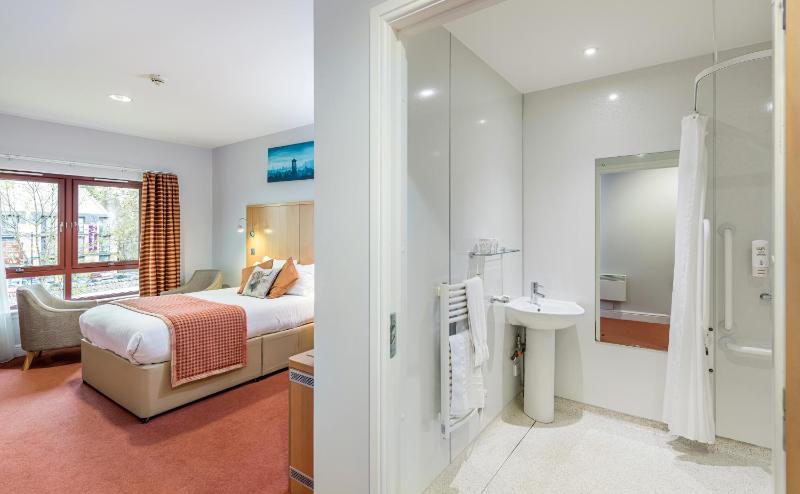  Double Room - Disability Access image 2