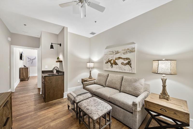 King Suite image 4